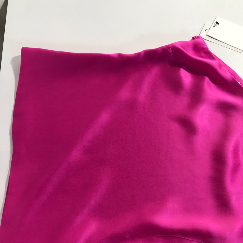 NWT $295 Silk Robert Rodriquez Hot Pink Cold Shoulder Top Barbie Pink - Picture 6 of 13